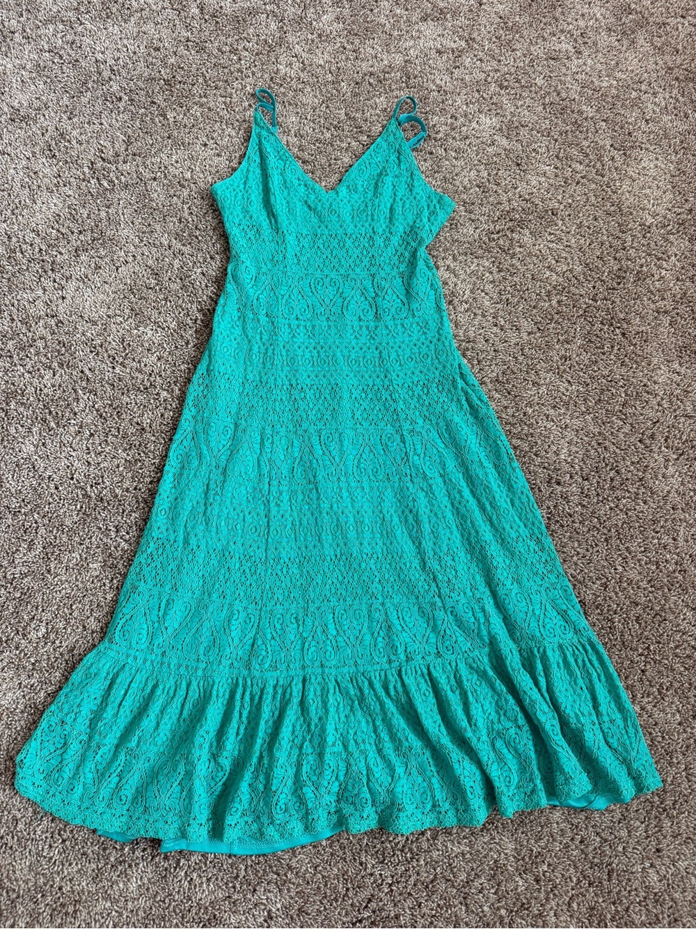 Lulu's Teal Lace Midi Dress with V-Neck